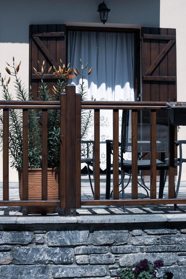 Amalthia Traditional Guesthouse Tsagkarada Eksteriør billede