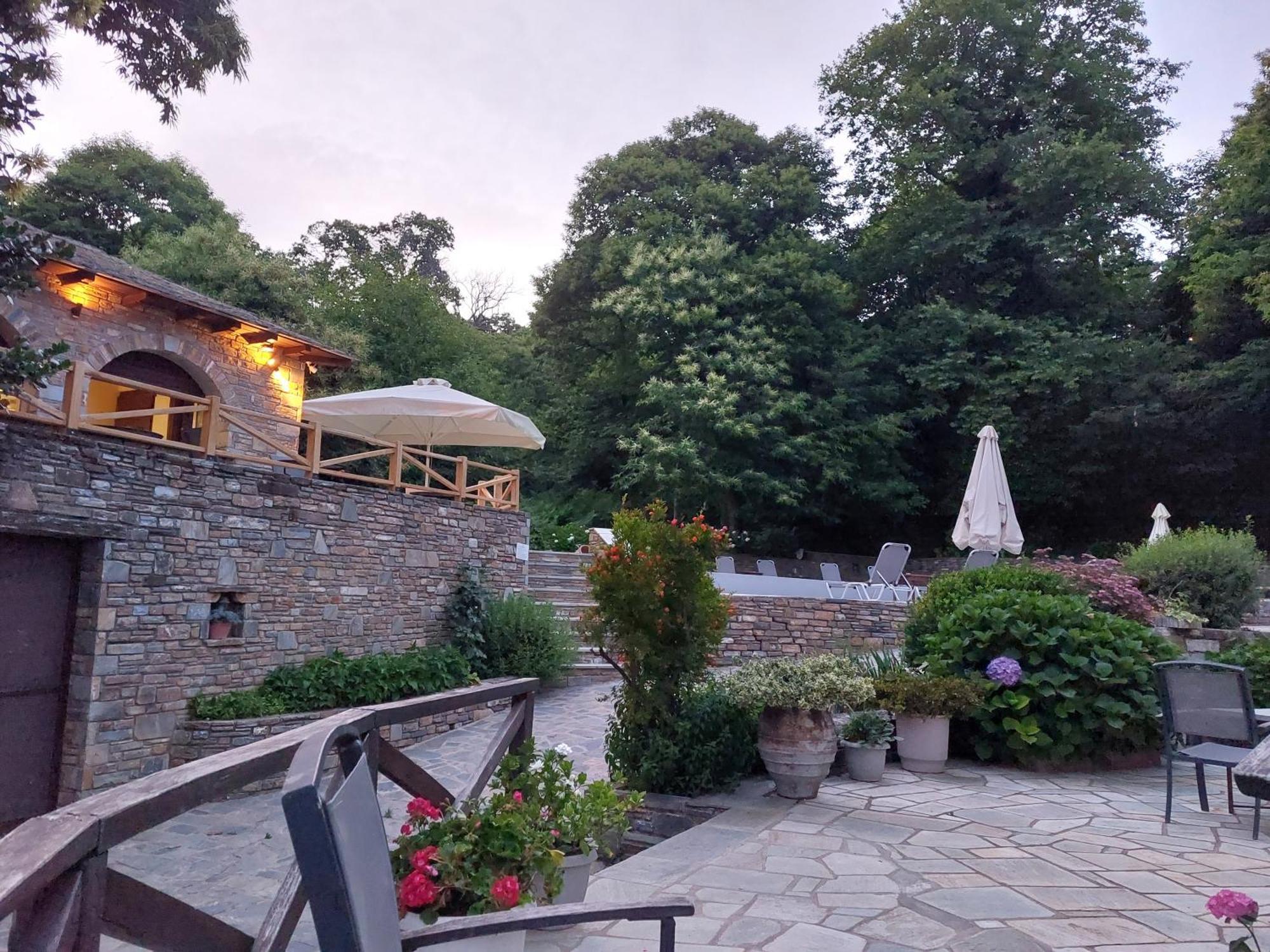 Amalthia Traditional Guesthouse Tsagkarada Eksteriør billede